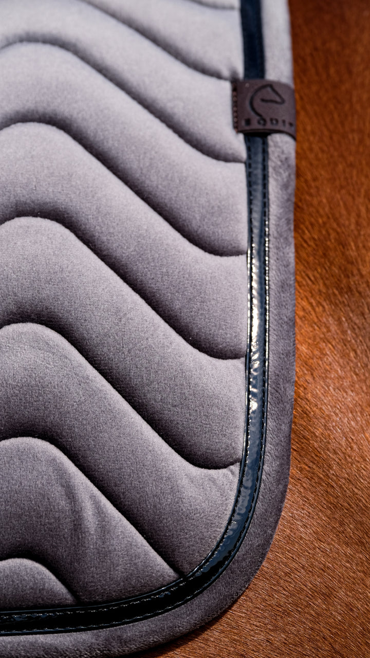 Tapis de Selle Glossy Gris - Equithème