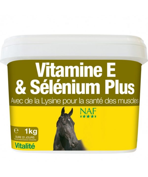 vitamines E selenium de la marque naf pour chevaux